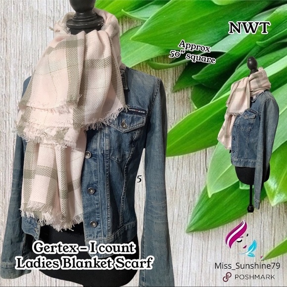 Gertex I count NWT - Ladies blanket scarf fringe ends - approx 50” x 50” - Picture 1 of 4